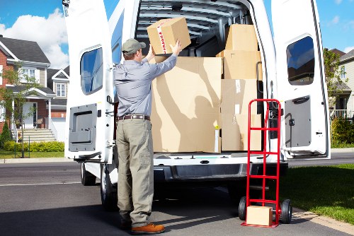 Household removal service for Maze Hill residents