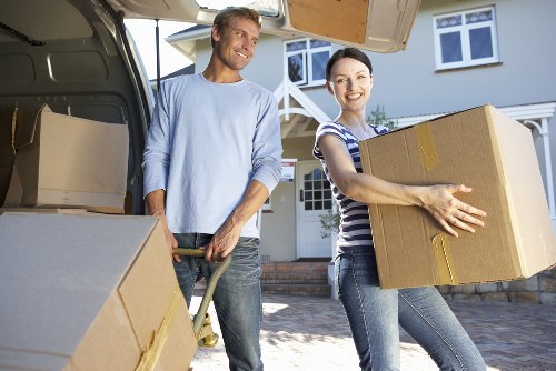 Packing and furniture handling for a flat move in Maze Hill